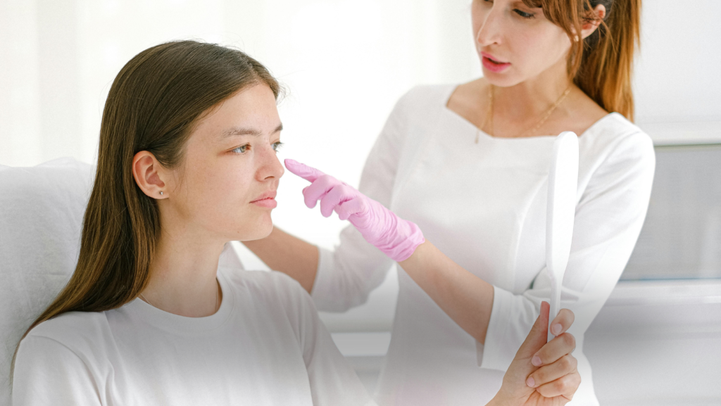 How to Become a Skin Care Consultant: A Simple Guide 4 How to become a skin care consultant 1